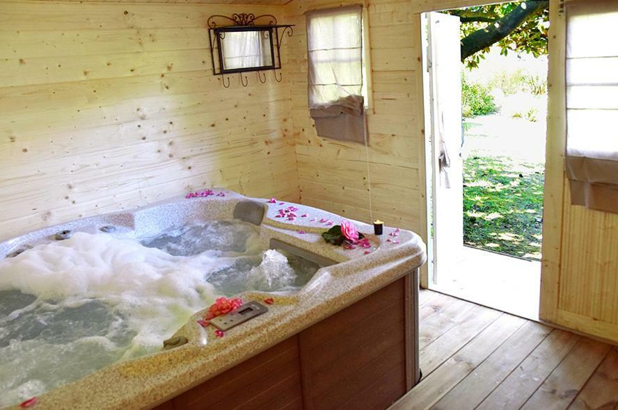 La Cabane D'Arbolateia Piscine & Spa บีดาร์ ภายนอก รูปภาพ